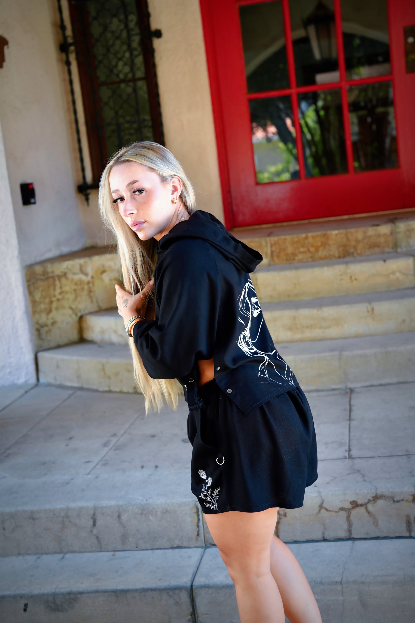 Wild Thistle Shorts Black