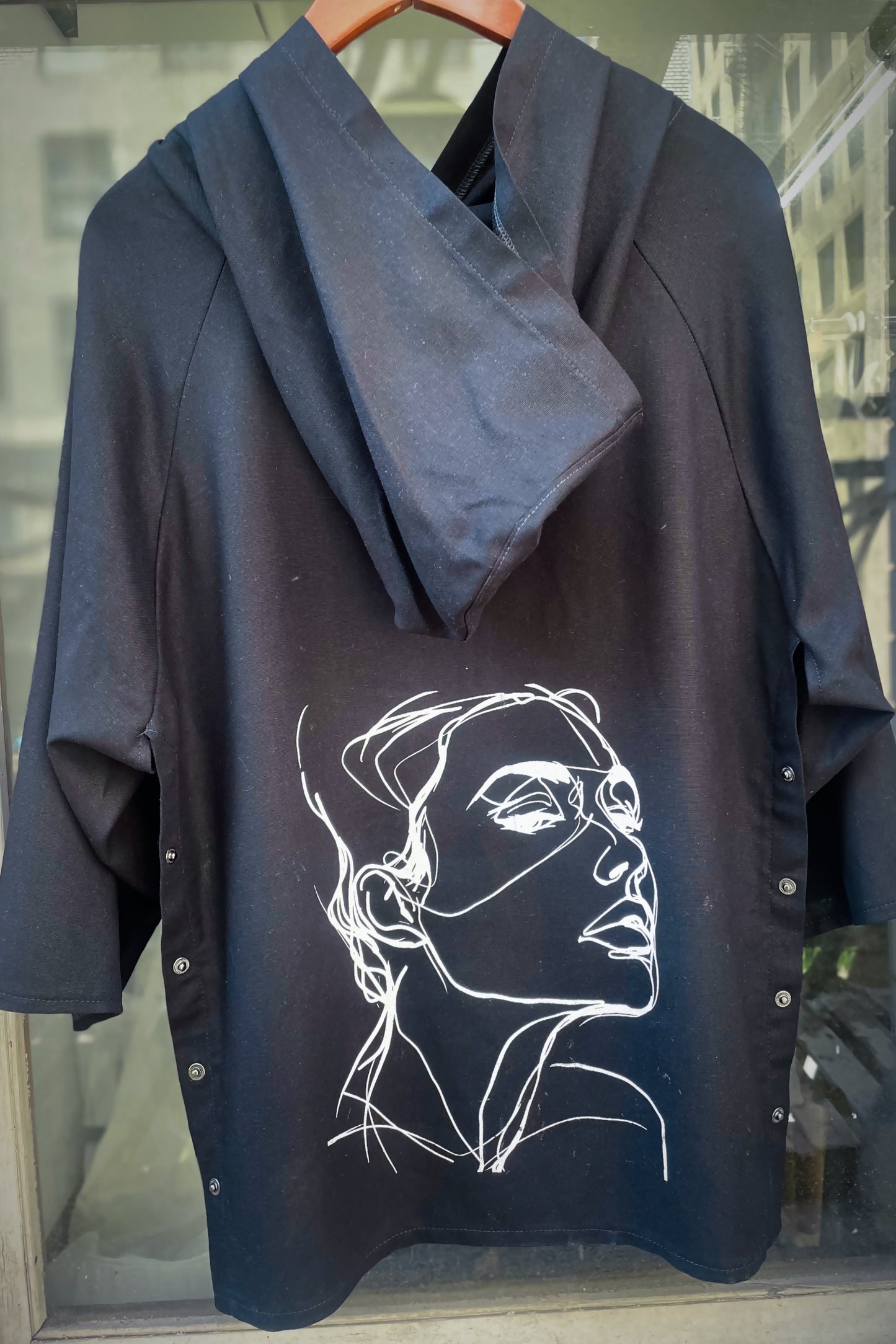 The Crosswind Hoodie Black