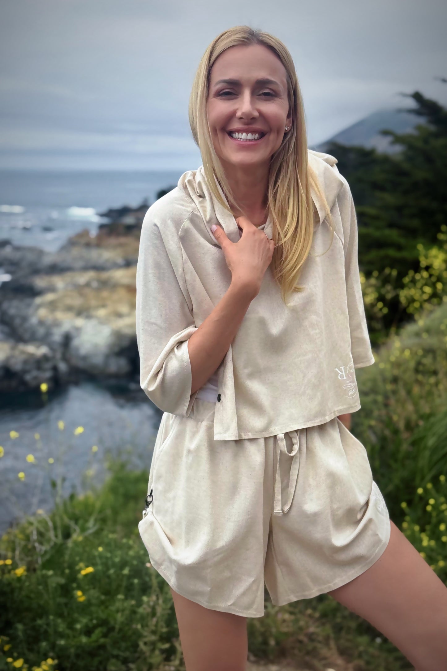 Lowlight Crop Hoodie Natural