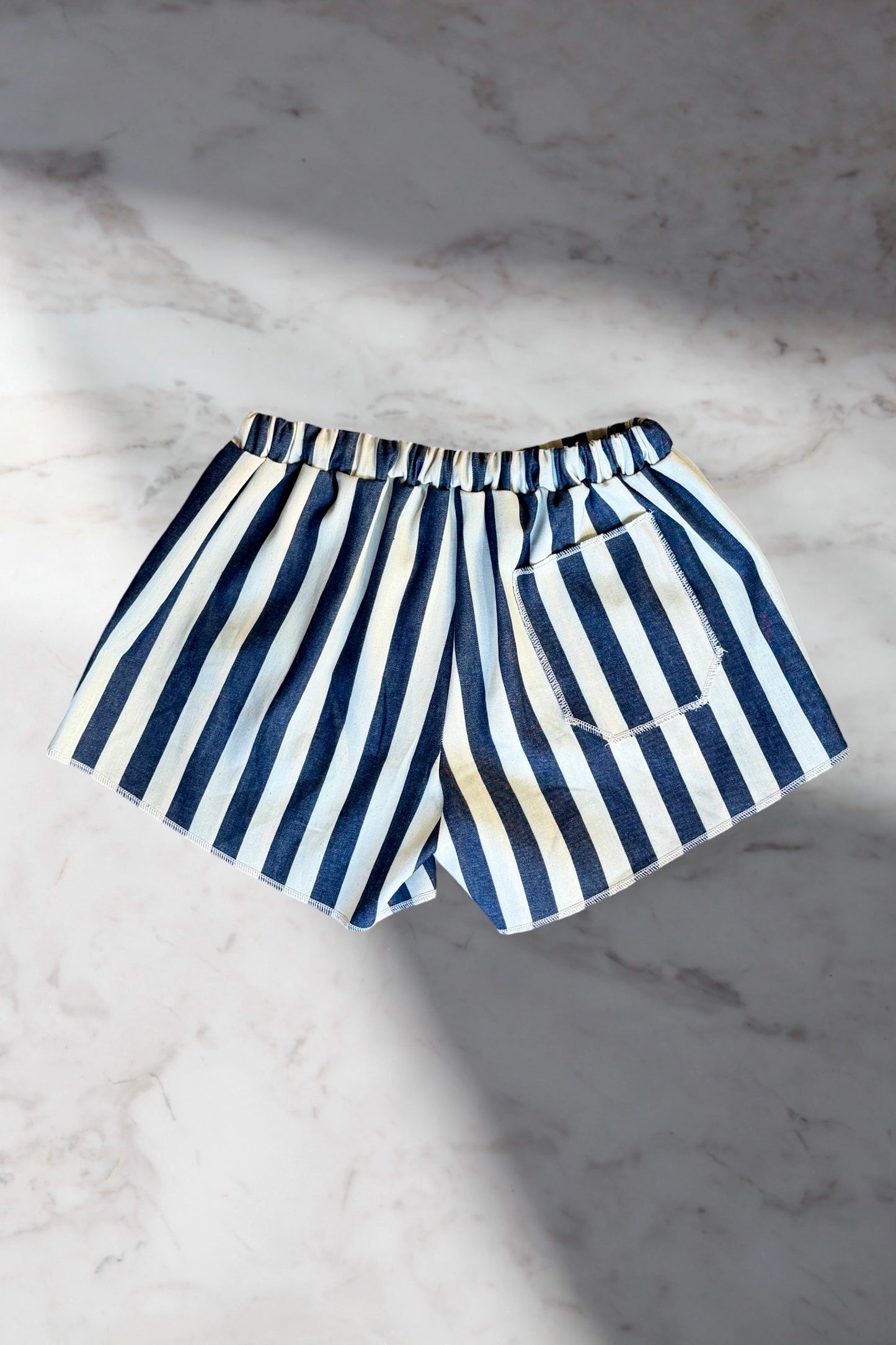 Presence Shorts Costal Stripe