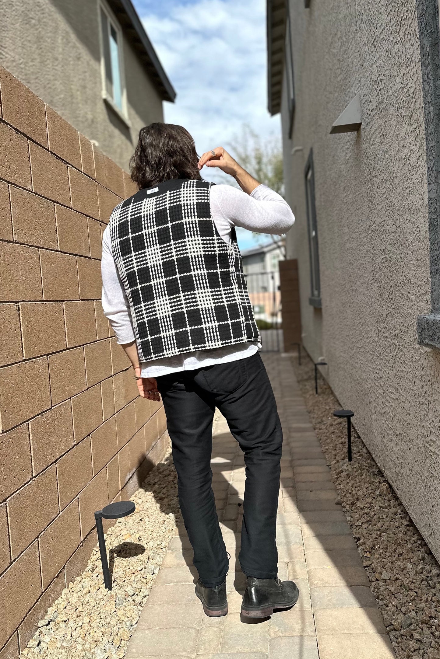 Obsidian Grid Puffer Vest (Reversible)