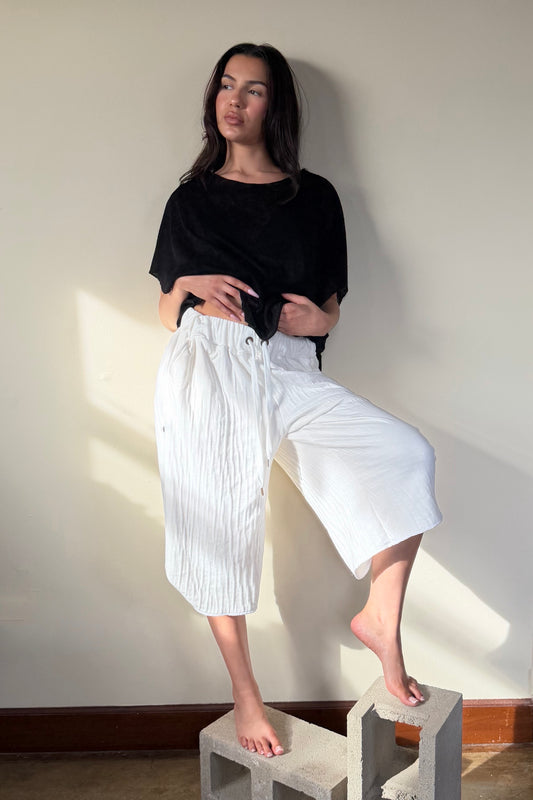 Adjustable Hem Capri
