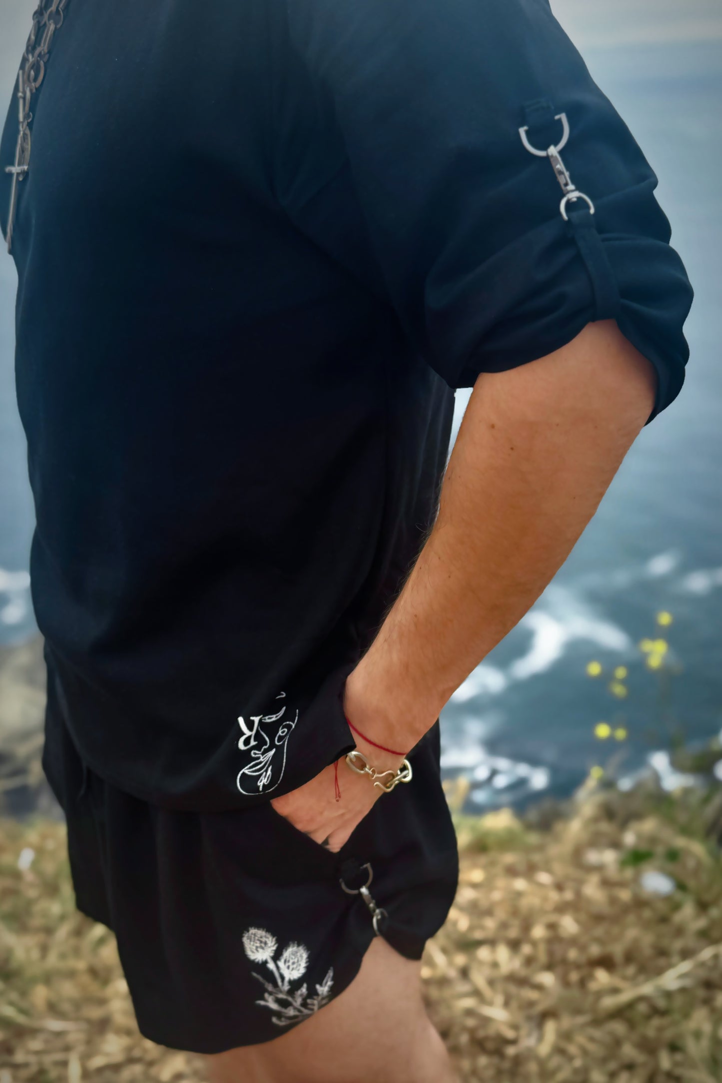 Anchorlight
 Long Sleeve Black