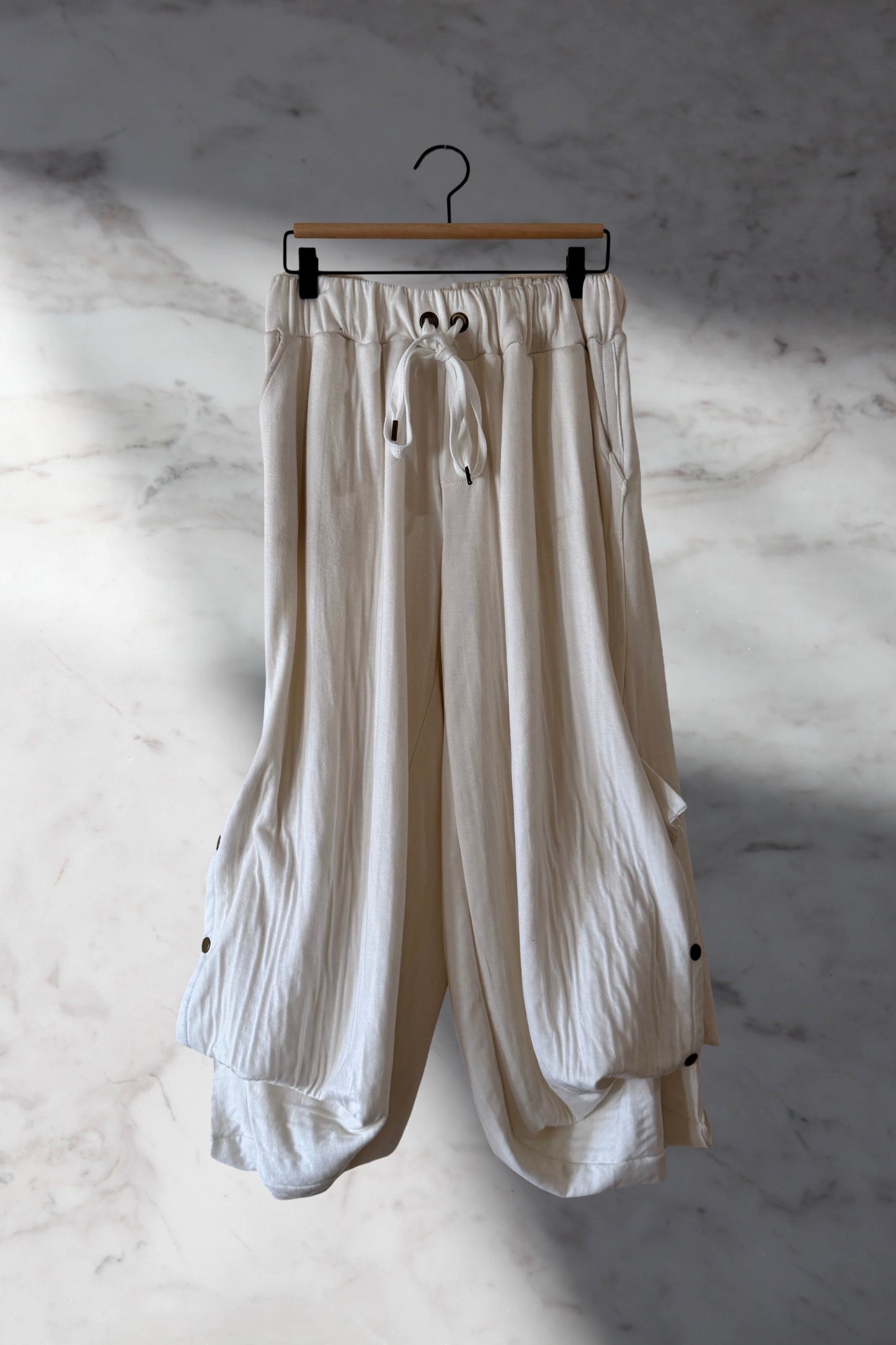 Adjustable Hem Pant