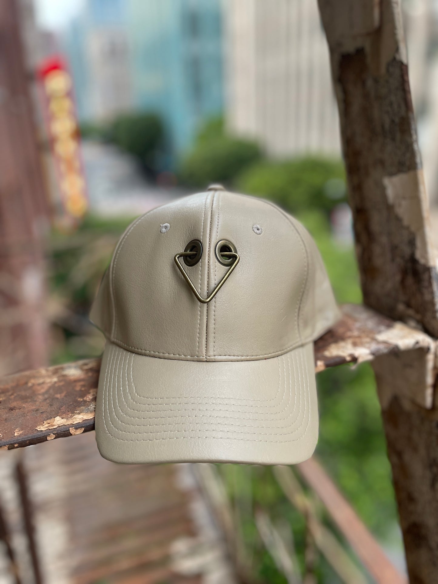 Retro Edge Cap